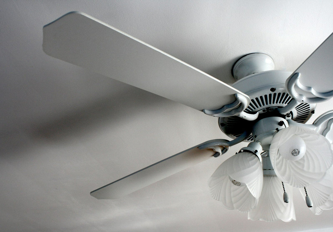 Ventilateur de plafond DC ou AC : lequel choisir ?