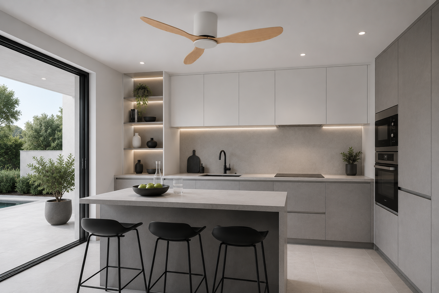 Axiom | Ventilateur moteur DC blanc et bois clair
