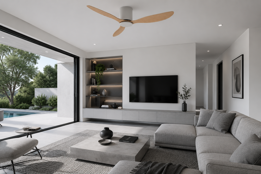 Axiom | Ventilateur moteur DC blanc et bois clair