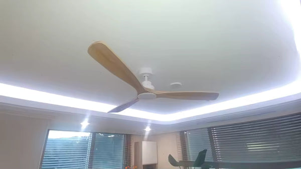Photo client : Cyprès | Ventilateur rétro noyer massif LED installé