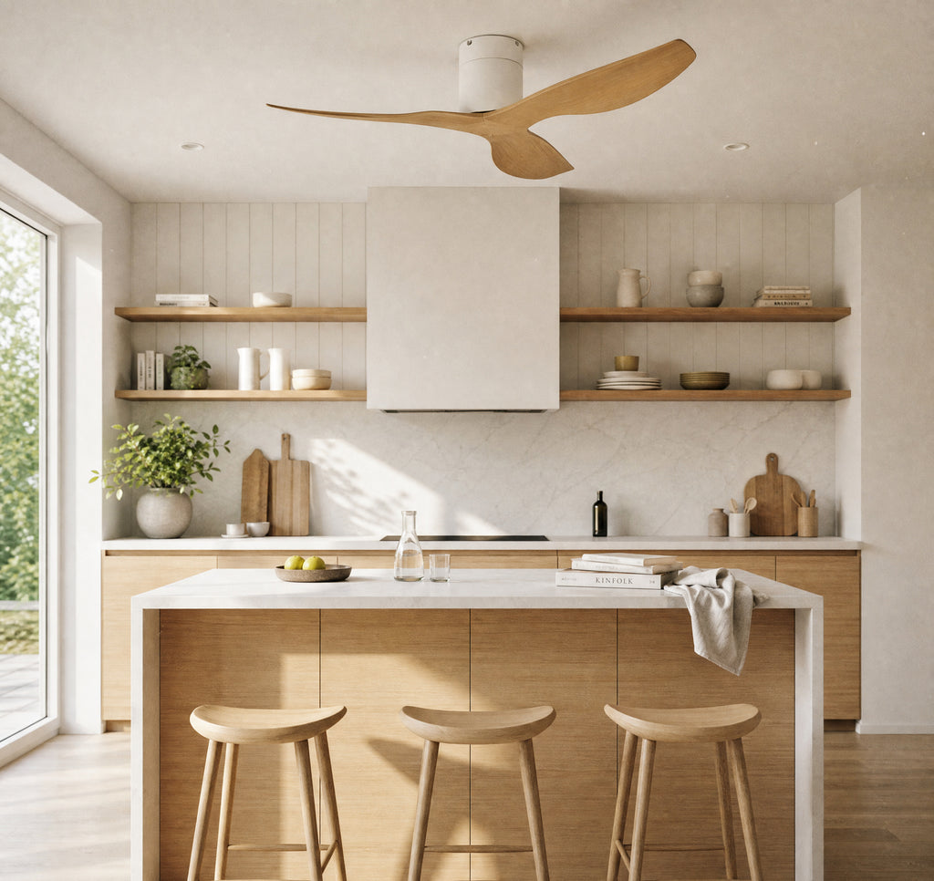 Éclipse Ivoire, ventilateur de plafond moderne blanc et bois clair, vue 3