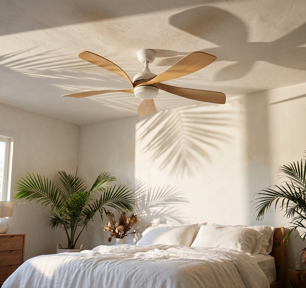 Zénith Blanc, ventilateur de plafond 5 pales bois clair et blanc, vue 4